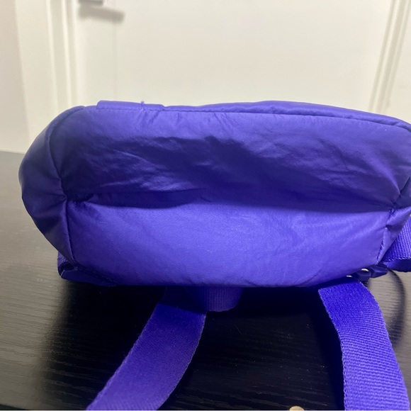 Adidas Mini Back Pack
Like new - Picture 5 of 5